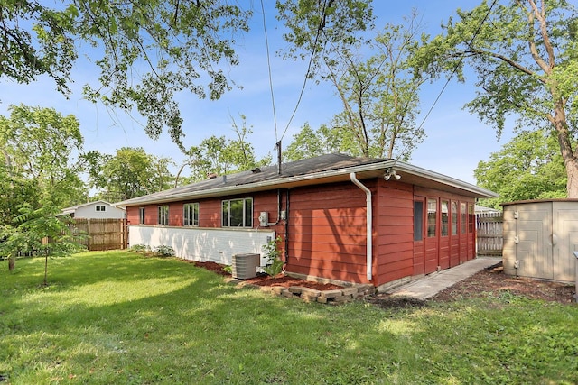 463 Tahoe St, Park Forest, IL 60466 - rear view of house featuring a storage shed