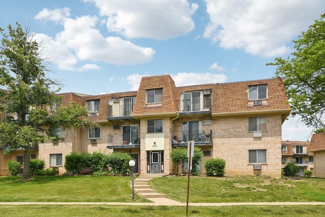 226 Shorewood Dr Unit 2A, Glendale Heights, IL 60139 - photo 1