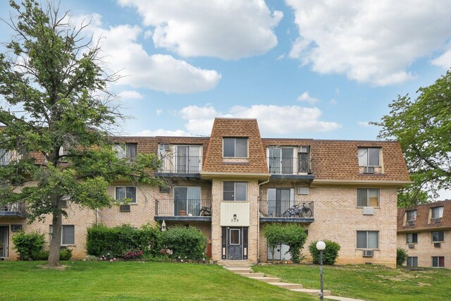 226 Shorewood Dr Unit 2A, Glendale Heights, IL 60139 - photo 3