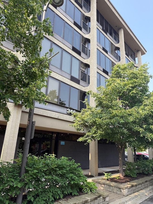 345 E Eastgate Pl Unit 505, Chicago, IL 60616 - view of building exterior