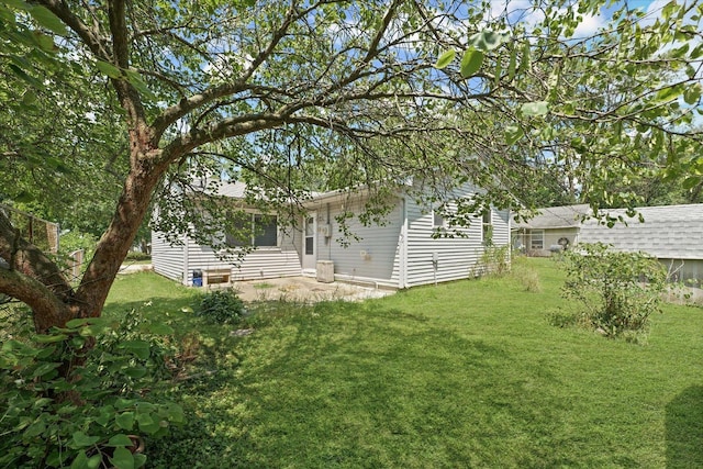 1305 W Beardsley Ave, Urbana, IL 61801 - view of grassy yard