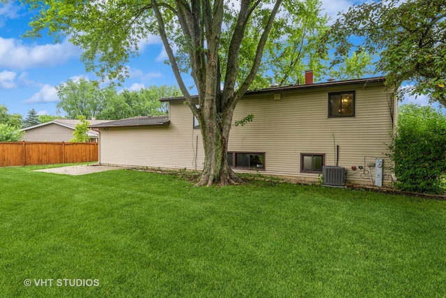 969 Camelot Pl, Crystal Lake, IL 60014 - photo 12