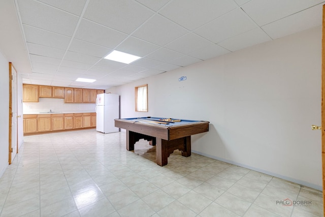 1927 Oaktree Trl, Lake Villa, IL 60046 - game room with a drop ceiling, billiards table, a sink, and baseboards