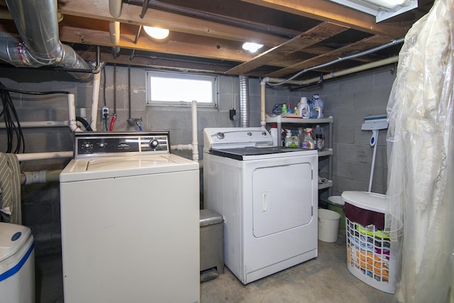 4391 N State Route 1-17, Momence, IL 60954 - laundry area with separate washer and dryer