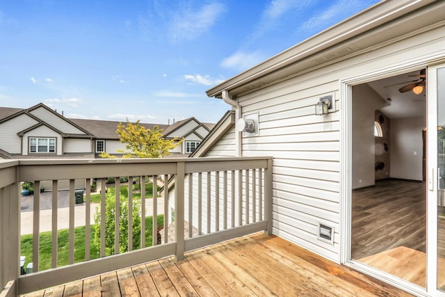 743 Sycamore Ct, Lindenhurst, IL 60046 - view of wooden deck