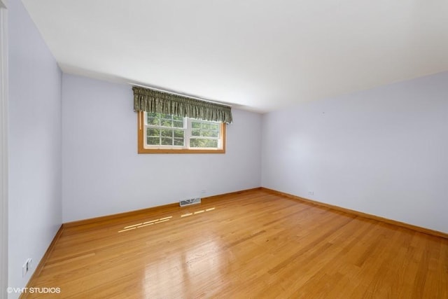 2301 N Williamsburg St, Arlington Heights, IL 60004 - photo 9