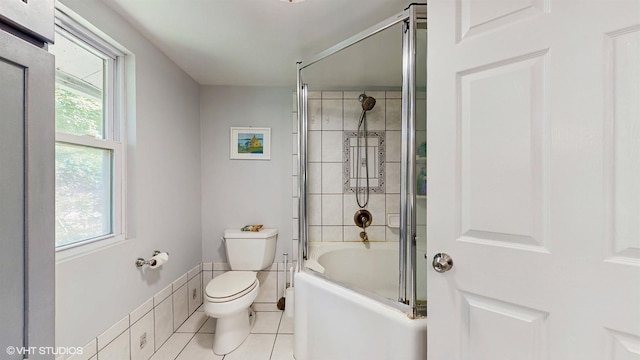 914 Ski Hill Rd, Fox River Grove, IL 60021 - bathroom featuring tile patterned floors and shower / bath combination with glass door