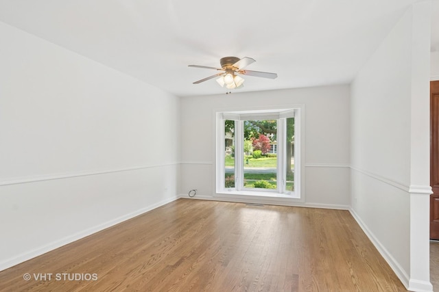 530 S Mitchell Ave, Arlington Heights, IL 60005 - unfurnished room with light wood-type flooring and ceiling fan