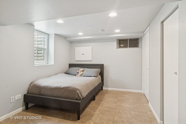 530 S Mitchell Ave, Arlington Heights, IL 60005 - bedroom featuring recessed lighting and baseboards
