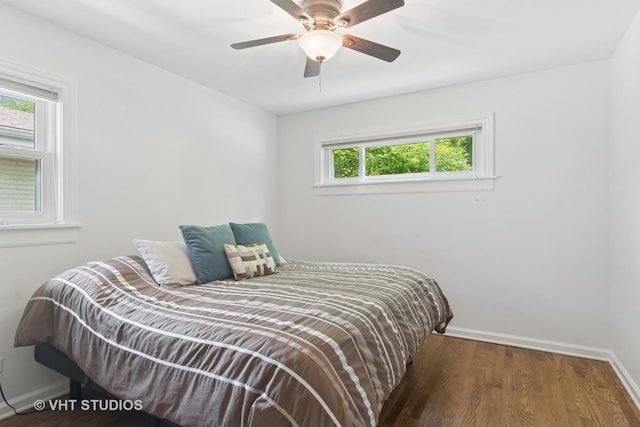 530 S Mitchell Ave, Arlington Heights, IL 60005 - bedroom with wood finished floors and a ceiling fan