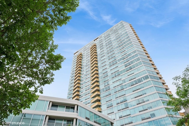 1720 Maple Ave Unit 2710, Evanston, IL 60201 - view of building exterior