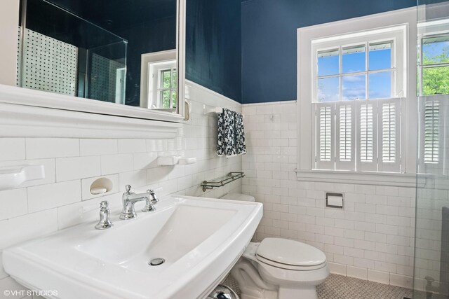 739 Jackson Ave, River Forest, IL 60305 - bedroom featuring wood finished floors and crown molding