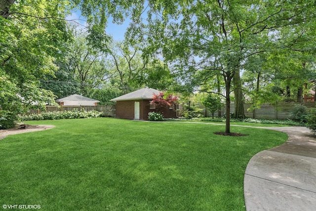 739 Jackson Ave, River Forest, IL 60305 - view of fenced backyard