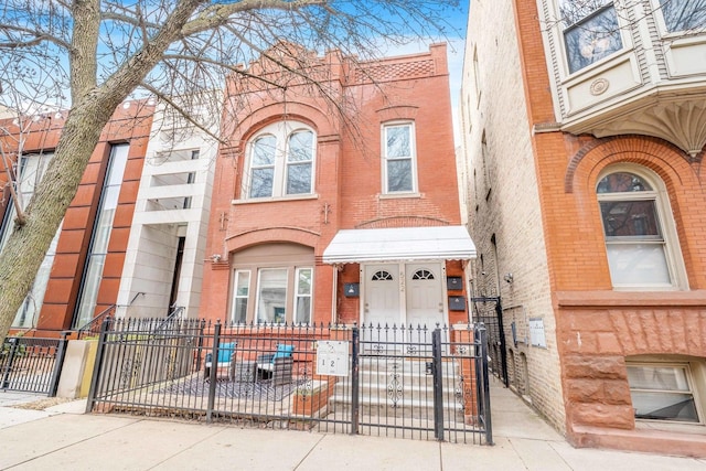 522 N Armour St, Chicago, IL 60642 - photo 1