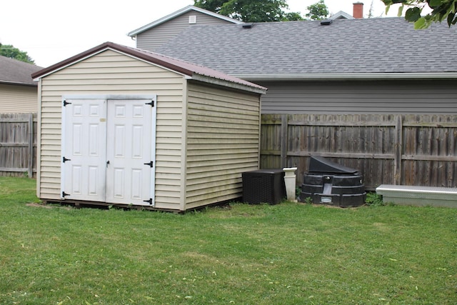 907 N Eddy St, Sandwich, IL 60548 - view of shed