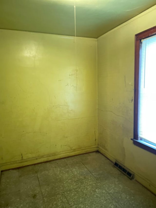 8626 S Burnham Ave, Chicago, IL 60617 - spare room featuring healthy amount of natural light