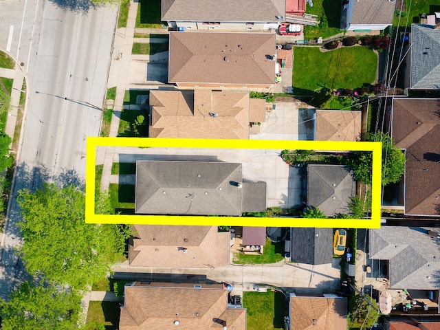 6005 N Canfield Ave, Chicago, IL 60631 - aerial view of residential area featuring property boundaries highlighted