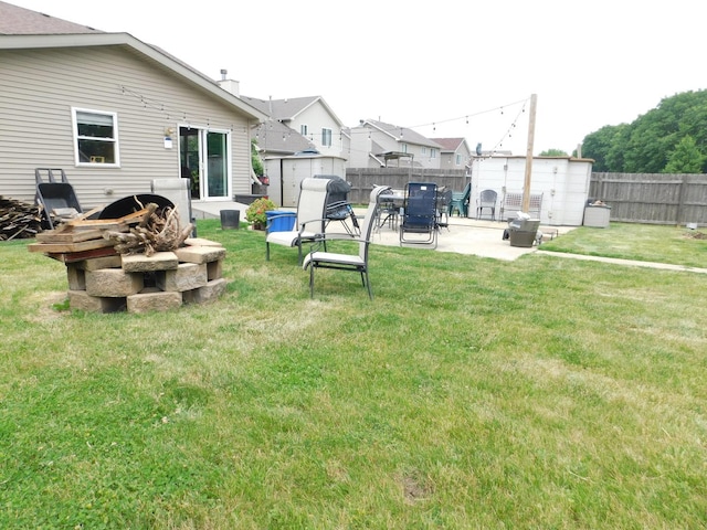 1064 N 129th Infantry Dr, Joliet, IL 60435 - view of yard featuring a patio