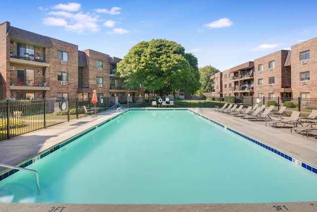 3515 Central Rd Unit 103, Glenview, IL 60025 - community pool with a patio area