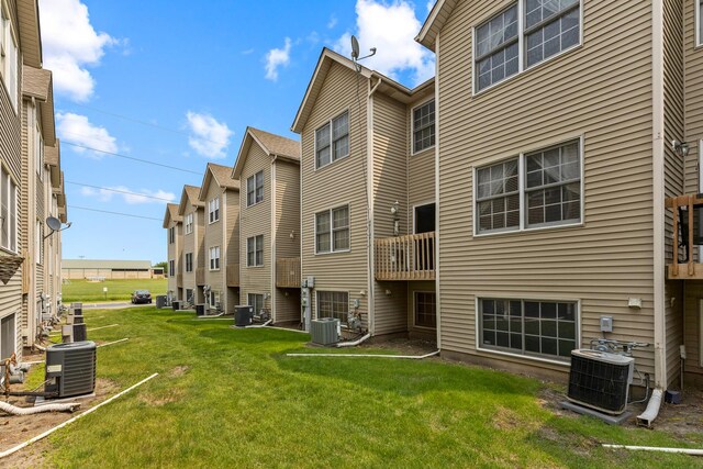 504 S Peace Rd, Sycamore, IL 60178 - photo 19
