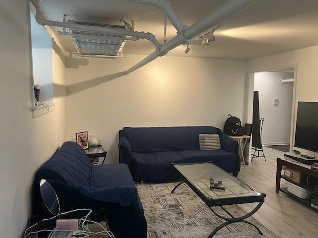 1359 W Elmdale Ave Unit G, Chicago, IL 60660 - living area featuring light wood finished floors