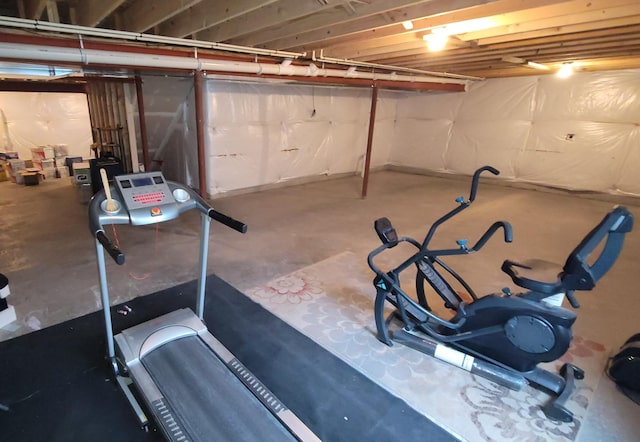 404 Radcliff Ln, South Elgin, IL 60177 - view of workout room