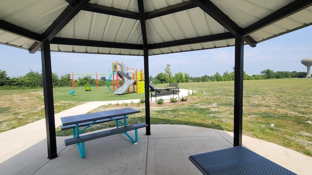 404 Radcliff Ln, South Elgin, IL 60177 - view of patio / terrace with a playground