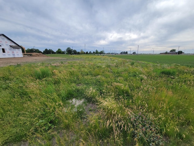 16 Pointe Blvd, Peru, IL 61354
