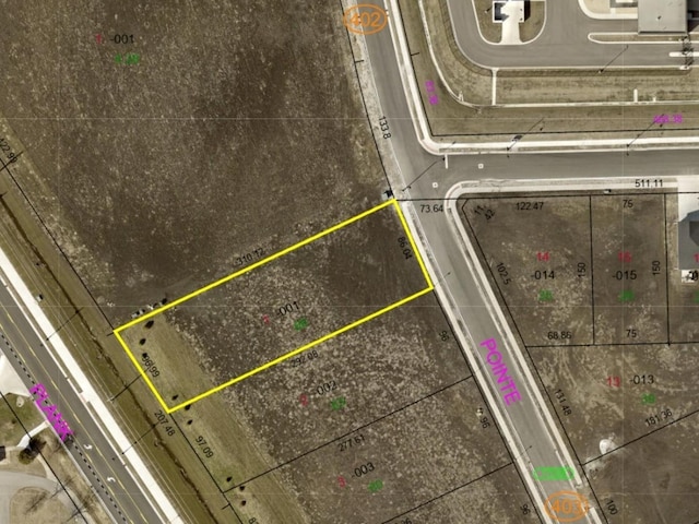16 Pointe Blvd, Peru, IL 61354