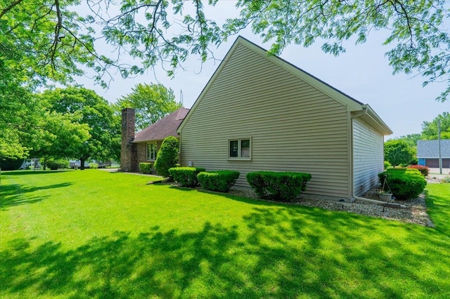 419 Circle Dr, Odell, IL 60460 - view of side of home with a lawn
