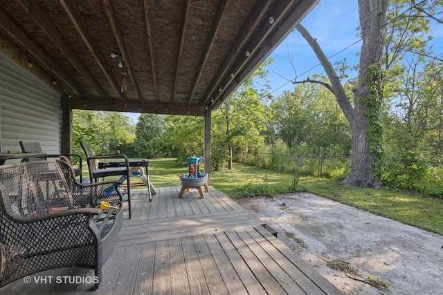 901 E Krage Dr, Addison, IL 60101 - wooden deck with a fenced backyard