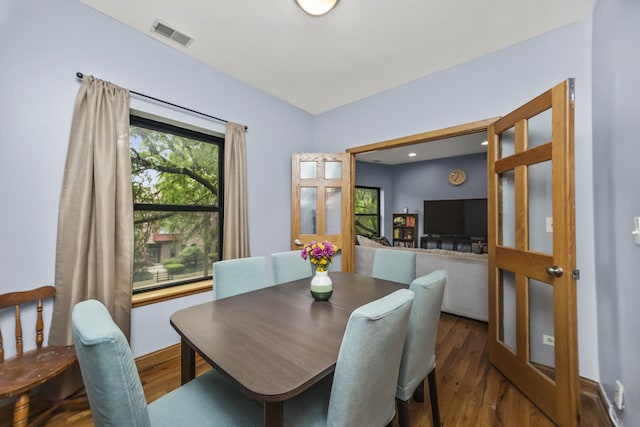 5252 S Drexel Ave Unit 2A, Chicago, IL 60615 - dining space featuring wood finished floors