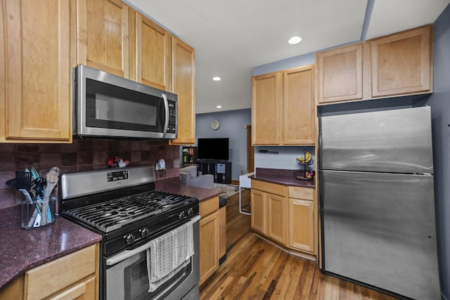 5252 S Drexel Ave Unit 2A, Chicago, IL 60615 - kitchen featuring stainless steel appliances, wood finished floors, recessed lighting, backsplash, and light brown cabinetry