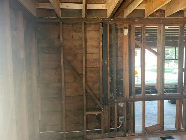 8110 Lockwood Ave, Burbank, IL 60459 - miscellaneous room with a water view