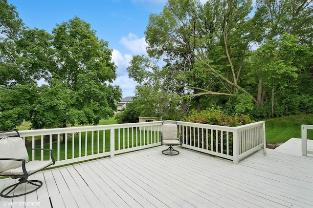 11 Willow Ct, Spring Valley, IL 61362 - deck featuring a lawn