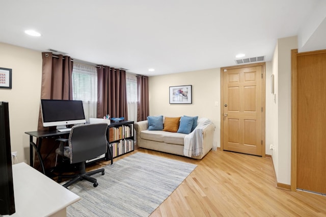 5055 N California Ave Unit 1S, Chicago, IL 60625 - home office featuring light wood-style flooring and recessed lighting