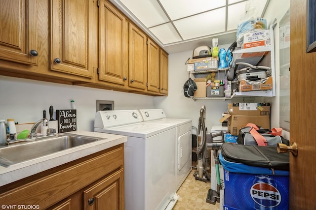 1380 Oakwood Ave Unit 306, Des Plaines, IL 60016 - laundry area featuring washer and clothes dryer, light flooring, and cabinet space