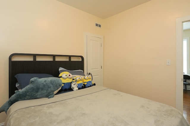 401 N Humphrey Ave, Oak Park, IL 60302 - bedroom featuring wood finished floors