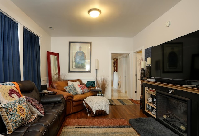401 N Humphrey Ave, Oak Park, IL 60302 - living area featuring wood finished floors