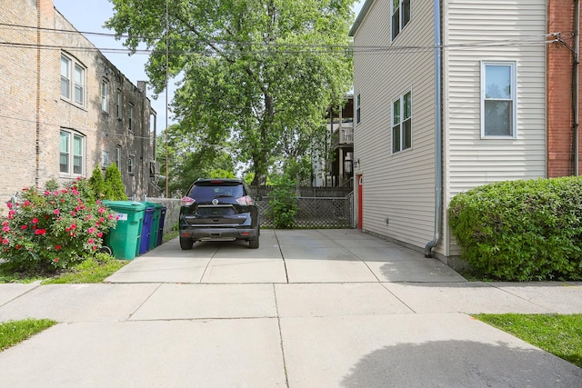 401 N Humphrey Ave, Oak Park, IL 60302 - view of side of home