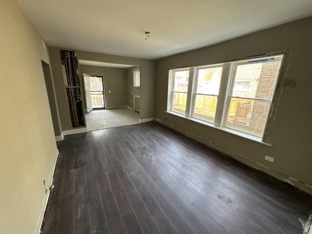7816 S Jeffery Blvd, Chicago, IL 60649 - photo 12