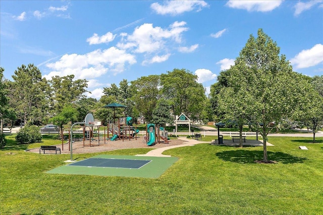 15031 Mayo Dr Unit 19D, Orland Park, IL 60462 - view of community featuring a yard