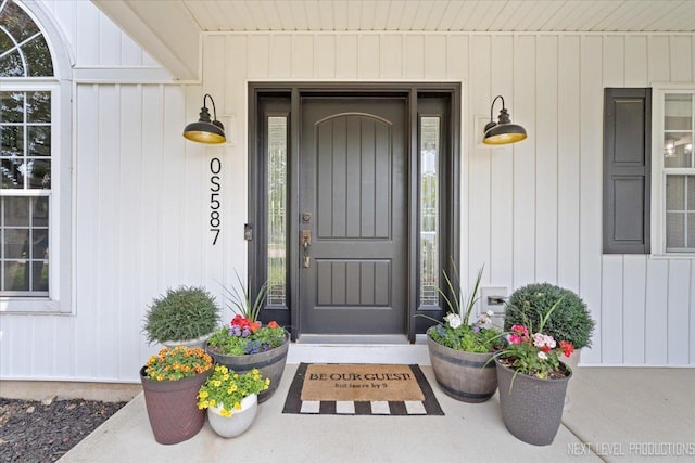 0S587 Grengs Ln, Geneva, IL 60134 - property entrance