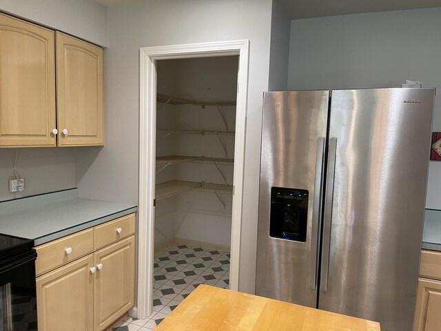 2500 Cherie Ln, Ottawa, IL 61350 - view of pantry