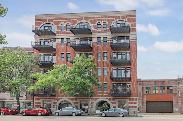 1355 W Washington Blvd Unit 4A, Chicago, IL 60607 - view of apartment building / complex