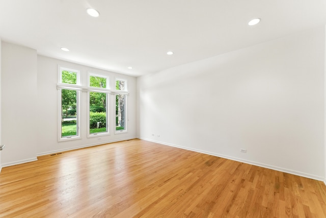 2471 Augusta Way, Highland Park, IL 60035 - empty room featuring recessed lighting and light wood finished floors
