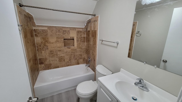 920 S Mcalister Ave, Waukegan, IL 60085 - full bathroom with shower / bathtub combination and vanity