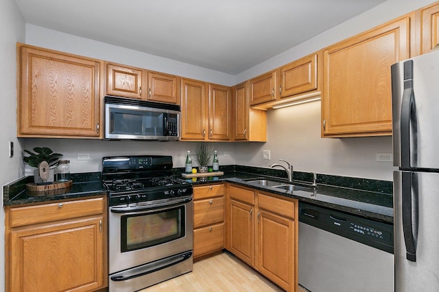 263 S Clubhouse Dr Unit 126, Palatine, IL 60074 - kitchen featuring stainless steel appliances and light wood-style floors