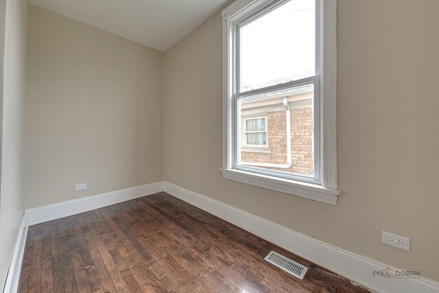 6137 W Giddings St, Chicago, IL 60630 - photo 12