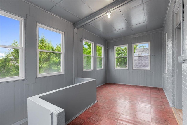 3357 S Oakley Ave, Chicago, IL 60608 - view of unfurnished sunroom